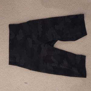 Camo print align short